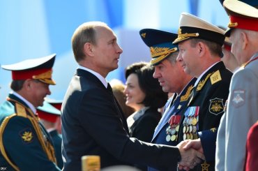 Путин распорядился срочно проверить боеготовность армии