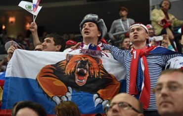 УЕФА условно дисквалифицировал сборную Россию