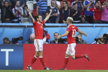 Уэльс впервые в истории вышел в четвертьфинал Евро