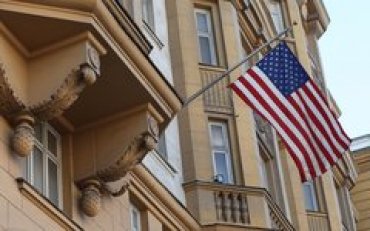 Охранник посольства США в Москве жестоко избил американского дипломата