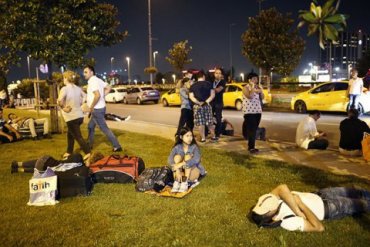 Взрывы в аэропорту Стамбула устроили граждане России, Узбекистана и Киргизии