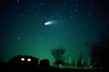 К Земле приближается комета Джонсона