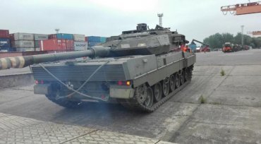 НАТО стягивает танки к границе с Россией