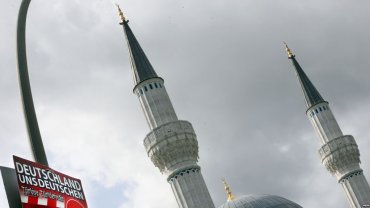 В Берлине открыта мечеть, в которой будут молиться женщины и мужчины