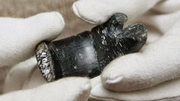 На Алтае нашли «браслет из будущего», которому 50 тысяч лет
