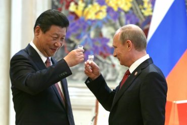 Путин прилетел в Пекин на день рождения Си Цзиньпина