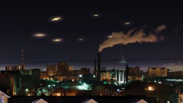 В небе над Марокко зависли десятки НЛО