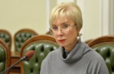 Омбудсмен Денисова посетит в России украинских политзаключенных
