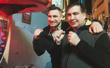Кличко предложил Саакашвили возглавить партию УДАР