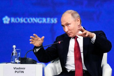 Путин пообещал не объединять Россию и Белоруссию до 2024 года