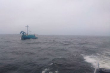 Финские пограничники приняли российскую яхту за трехглавое чудовище