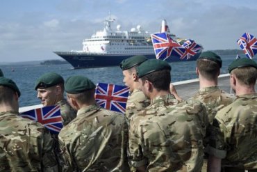 Британия отправит морских пехотинцев в Персидский залив