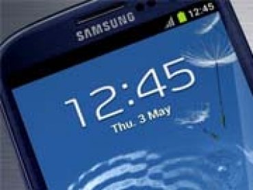 Samsung запатентовал смартфон с двумя дисплеями