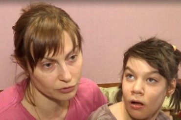 Харьковский суд приговорил няню к 3 годам тюрьмы за издевательство над девочкой
