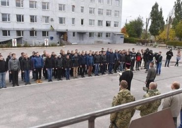Украинцам разъяснили, как нужно действовать, если с улицы забирают в военкомат