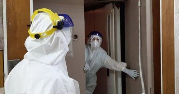 В Харькове врачи массово увольняются, не желая лечить коронавирусных больных
