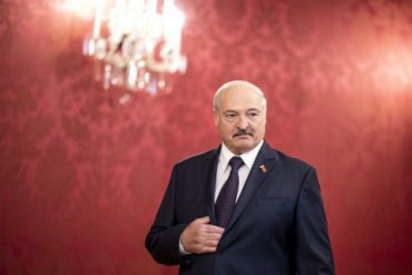 Лукашенко лишили звания почетного доктора Киевского университета