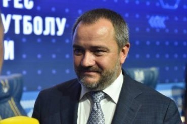 Глава УАФ срочно вылетел в Рим на переговоры с УЕФА о форме сборной Украины