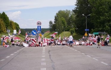 Границу с Беларусью временно заблокировали участники митингов