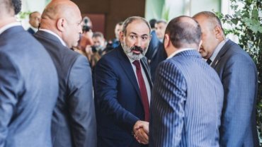 Пашинян объявил о победе своей партии на выборах в Армении
