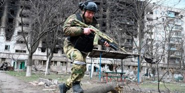 Россия бросила на Северодонецк плохо вооруженных резервистов “ЛНР”, чтобы сберечь свою армию