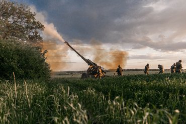 ВСУ показали красивое уничтожение скопления вражеской техники в Запорожской области