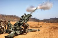 Топоры в работе: ВСУ показали уничтожение техники РФ британскими гаубицами M777