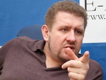 Эксперты называют одной из главных угроз киевскому референдуму предстоящие выборы в парламент
