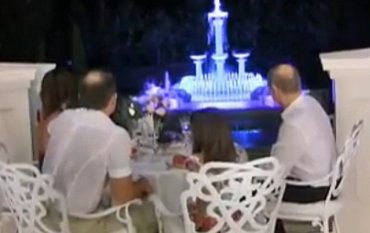 Путин пил с Медведчуком шампанское и слушал музыку у фонтана