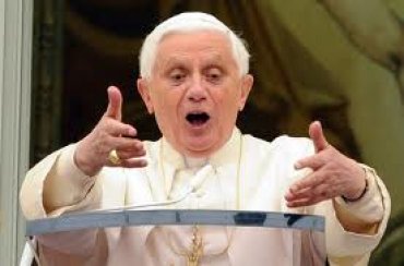 Бенедикт XVI заканчивает третий том «Иисуса из Назарета»