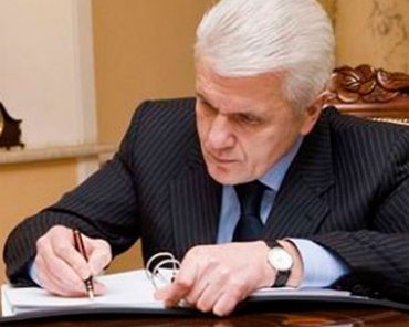 Литвин подписал языковый закон под страхом тюрьмы. Ждем подпись Януковича