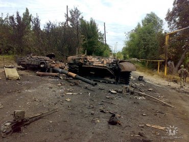 Украинские силовики уничтожили два танка боевиков