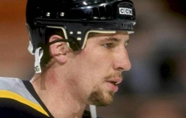 Бывшего хоккеиста НХЛ посадили за ограбления банков