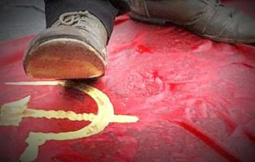 Партиям с коммунистической идеологией запретили участвовать в выборах