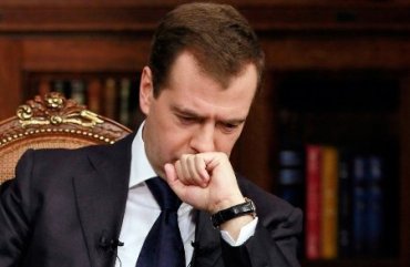 В рейтинге влиятельных российских политиков Медведев только на третьем месте