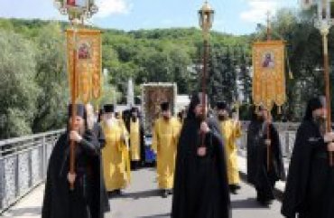 Сессия горсовета Борисполя запретила крестный ход УПЦ МП через город