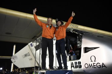 Солнечный самолёт Solar Impulse 2 успешно завершил кругосветное путешествие
