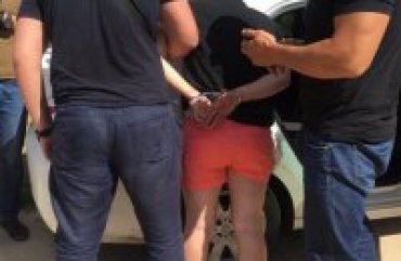 В Киеве задержали женщину-полицейского, которая заказала похищение человека