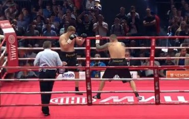 Украинец Руденко проиграл бой за титул интернационального чемпиона