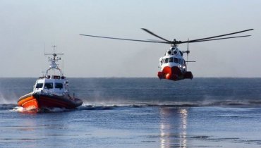 Cоцсети смеются над испытаниями российского «надводно-подводного» вертолета МИ-14