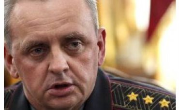 Россия поставляет на оккупированный Донбасс 5 тыс. тонн топлива и 500 тыс. боеприпасов ежемесячно, – Муженко