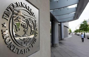 МВФ смягчил условия кредитования Украины — СМИ