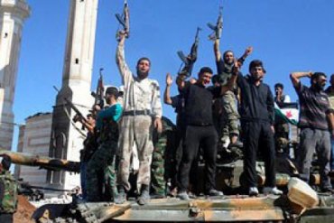 Сирийские повстанцы атаковали войска Асада