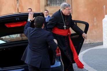 Полиция Австралии предъявила обвинения в сексуальных домогательствах кардиналу Ватикана
