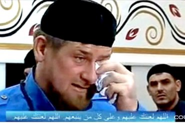 Кадыров решил бросить все, и устроиться охранником мечети