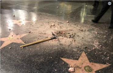 На Аллее славы в Голливуде вдребезги разбили звезду Трампа