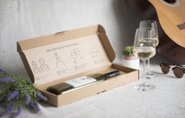 Британская компания выпустила плоские винные бутылки для доставки по почте