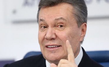 Янукович вернется в Украину с новой любовницей