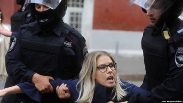 В Москве полиция жестоко разогнала акцию за честные выборы