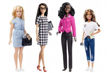В США к выборам президента выпустили спецнабор кукол Барби